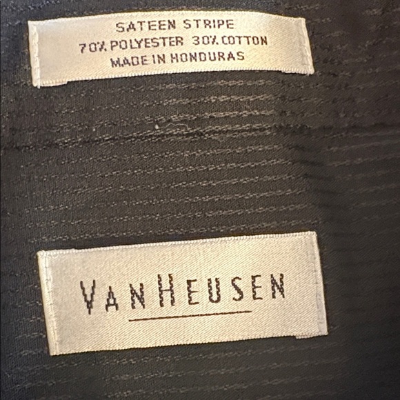 Van Heusen Men's Dark Charcoal/Black Dress Shirt XL 17” neck - Picture 2 of 4